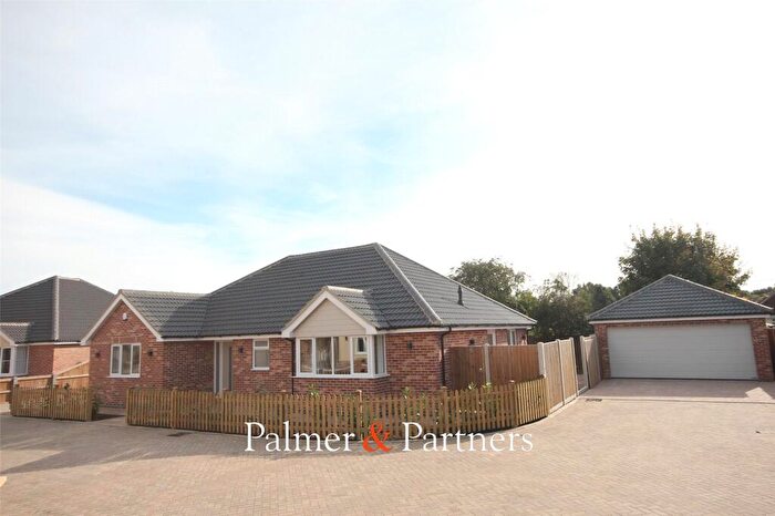 3 Bedroom Bungalow For Sale In The Meadows, Little Clacton, Clacton-on-Sea, Essex, CO16