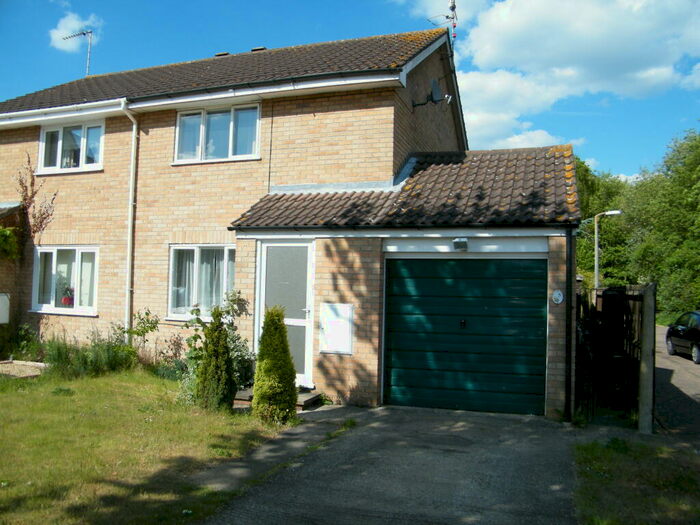 2 Bedroom House To Rent In Bede Close - North Wootton, PE30