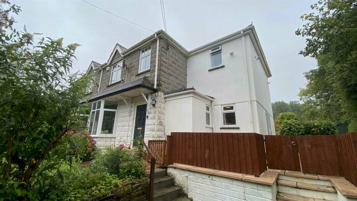 4 Bedroom House For Sale In Parkwood Road, Tavistock, PL19