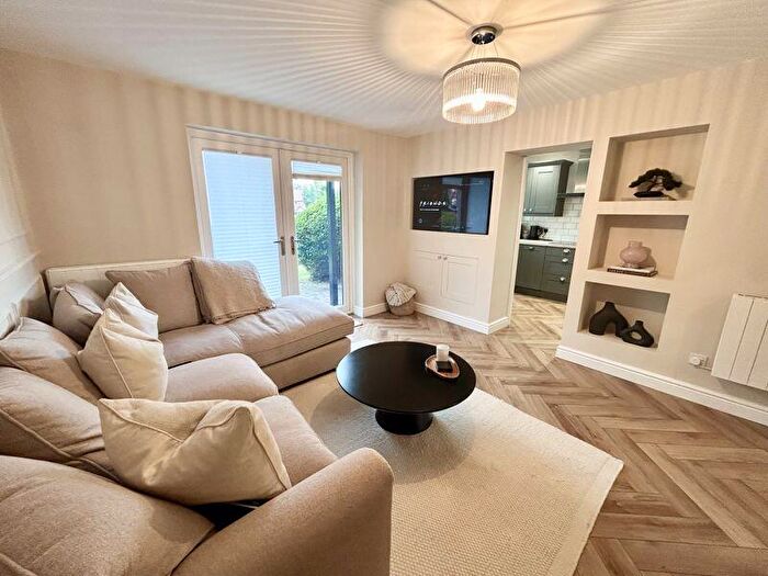 1 Bedroom Apartment To Rent In Montonmill Gardens, Manchester, M30