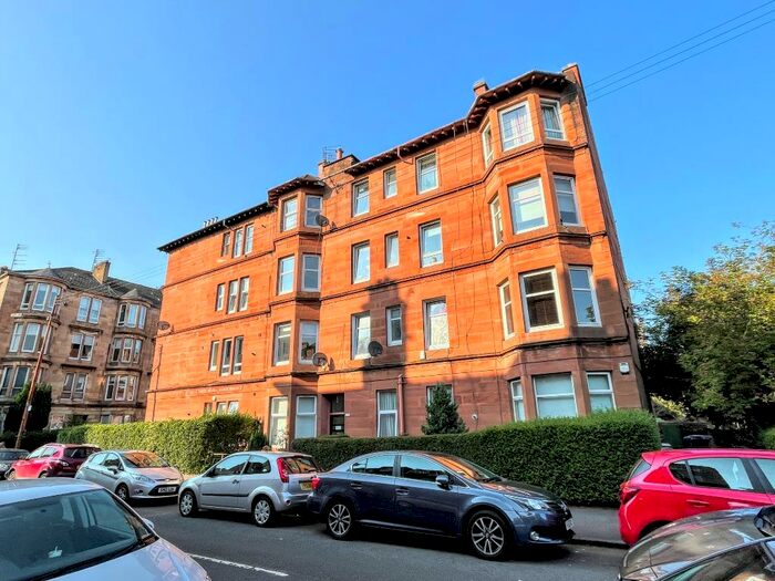 2 Bedroom Flat To Rent In Ledard Road, Battlefield, Glasgow, G42