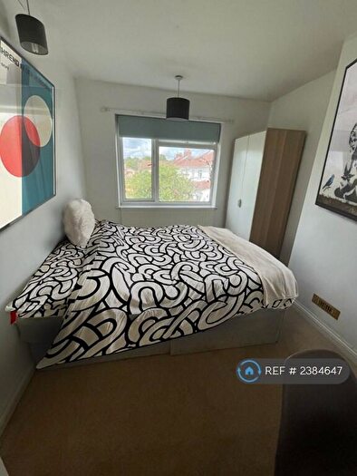 5 Bedroom Semi-Detached House To Rent In Fishponds, Bristol, BS16