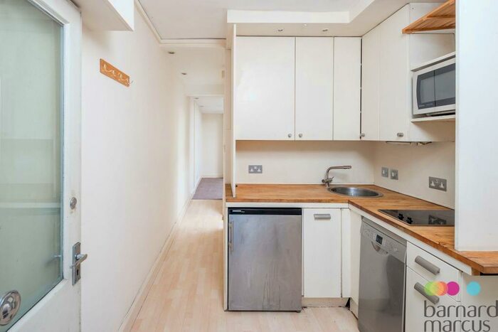 2 Bedroom Apartment To Rent In Ifield Road, Chelsea, SW10