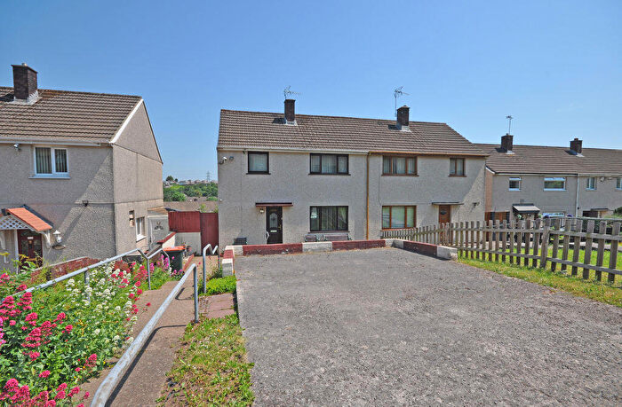3 Bedroom Semi-Detached House For Sale In Hendre Farm Drive, Newport, NP19