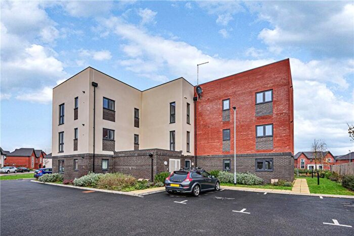 2 Bedroom Apartment To Rent In Croxden Way, Daventry, Northamptonshire, NN11