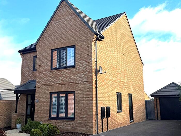 3 Bedroom Detached House For Sale In Winterbottom Way, Olney, MK46