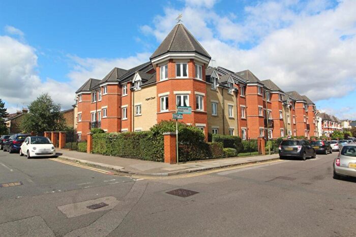 Retirement Property For Sale In Leicester Road, Barnet, EN5