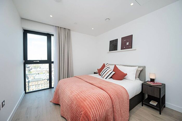 2 Bedroom Flat To Rent In New Drum Street, Aldgate, London, E1