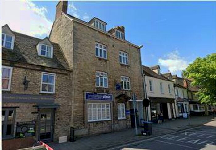 2 Bedroom Apartment To Rent In Corn Street, Witney, OX28