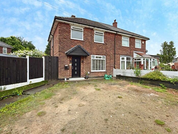 2 Bedroom House To Rent In Grafton Avenue, Eccles, Manchester, M30