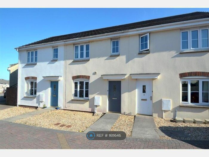 2 Bedroom Terraced House To Rent In Blackbird Crescent, Launceston, PL15