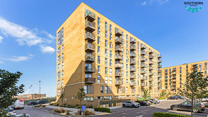 1 Bedroom Flat For Sale In Minerva Place, Gillingham Gate Road, Gillingham, ME4