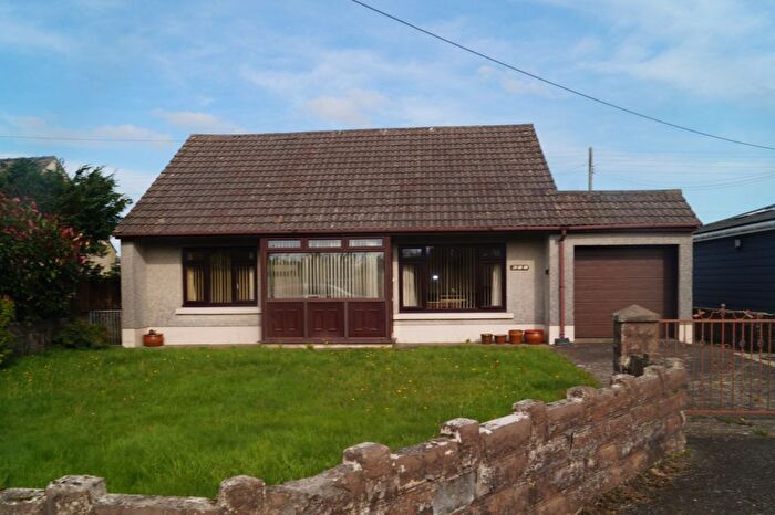 2 Bedroom Detached Bungalow For Sale In Beulah Road, Newcastle Emlyn, SA38