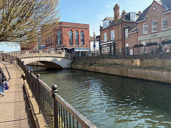 1 Bedroom Flat To Rent In Stonebridge Walk, Chelmsford, CM1