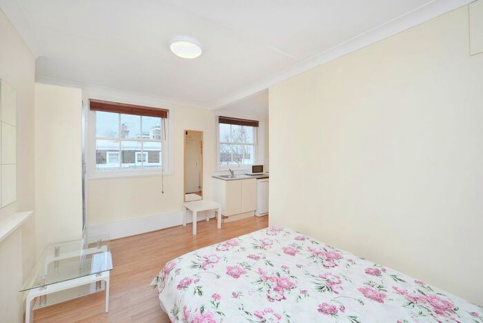 Studio To Rent In Oakley Street, London, SW3