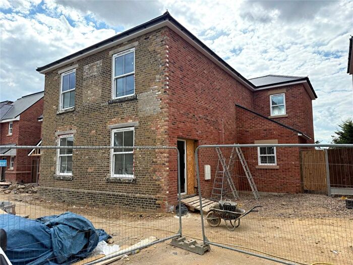 5 Bedroom Detached House For Sale In The Street, Upper Stoke, Rochester, Kent, ME3