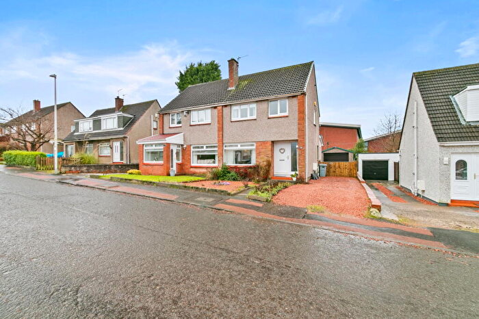 3 Bedroom Semi Detached House For Sale In Luss Brae, Hamilton, ML3