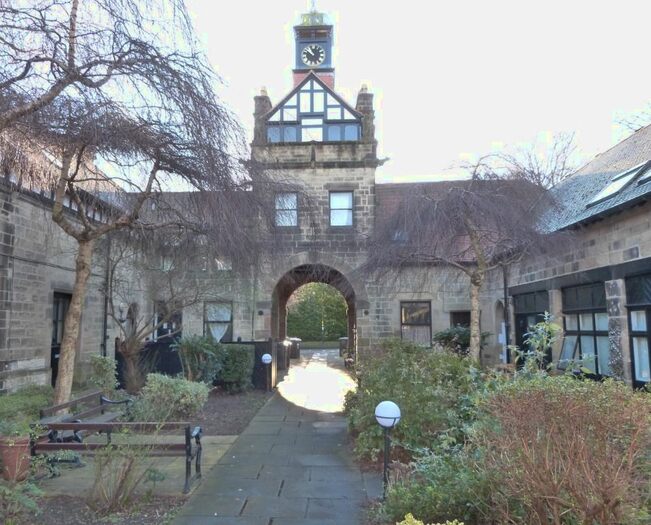 2 Bedroom Terraced House To Rent In Woodfield Drive, Harrogate, HG1