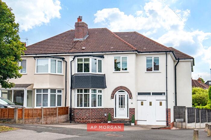 5 Bedroom Semi-Detached House For Sale In Egginton Road, Birmingham, West Midlands, B28