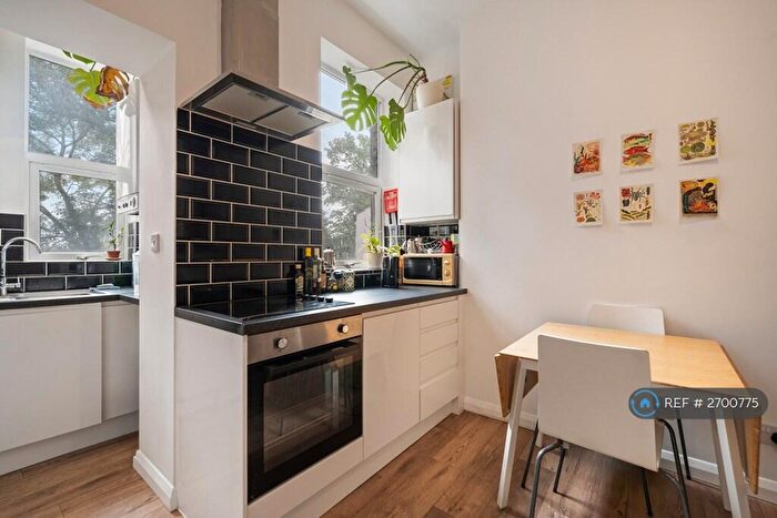 2 Bedroom Flat To Rent In Highgate, London, N6