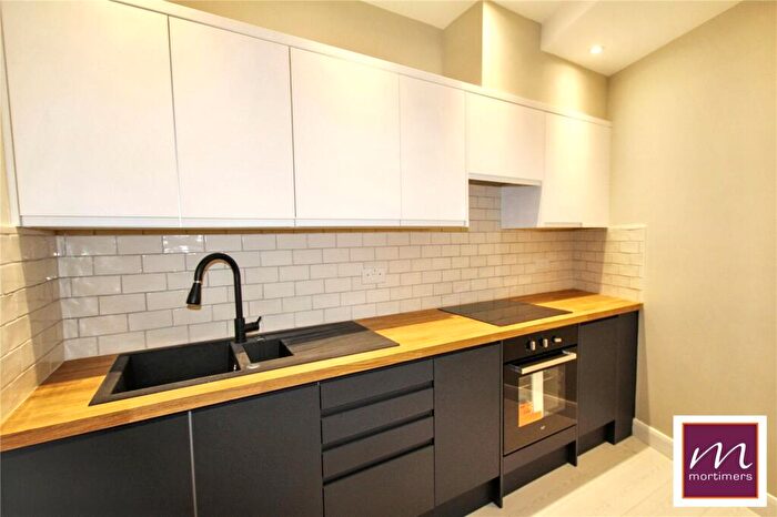 1 Bedroom Apartment To Rent In - Buckingham Street, Aylesbury, Buckinghamshire, HP20