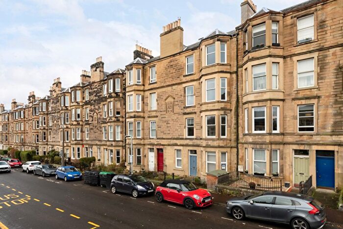 2 Bedroom Flat For Sale In Ashley Terrace, Edinburgh, EH11