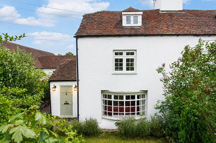 3 Bedroom Semi Detached House For Sale In Mulberry Hill, Chilham, Canterbury, Kent, CT4