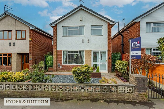 3 Bedroom Detached House For Sale In Laneside Walk, Milnrow, Rochdale, Greater Manchester, OL16