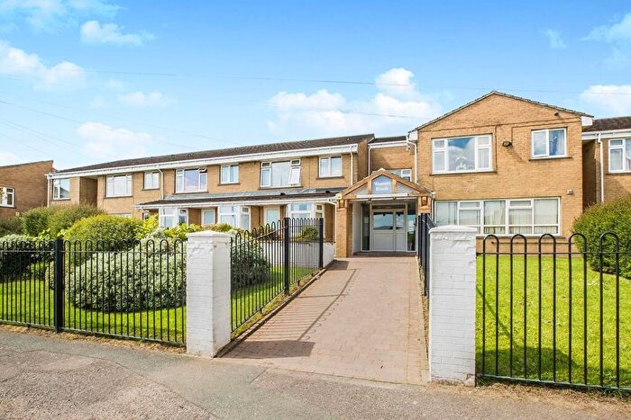 1 Bedroom Apartment To Rent In Cumberland Close, Halifax, West Yorkshire, HX2
