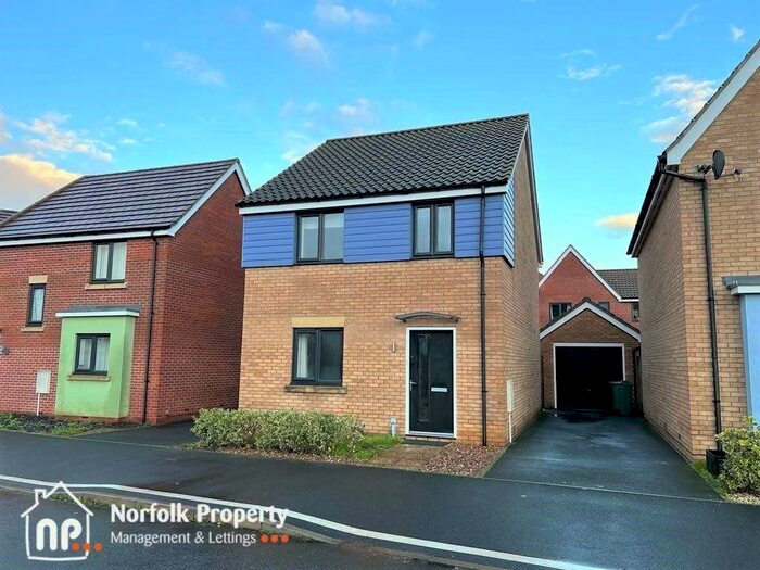 3 Bedroom House To Rent In Queens Hill, NR8