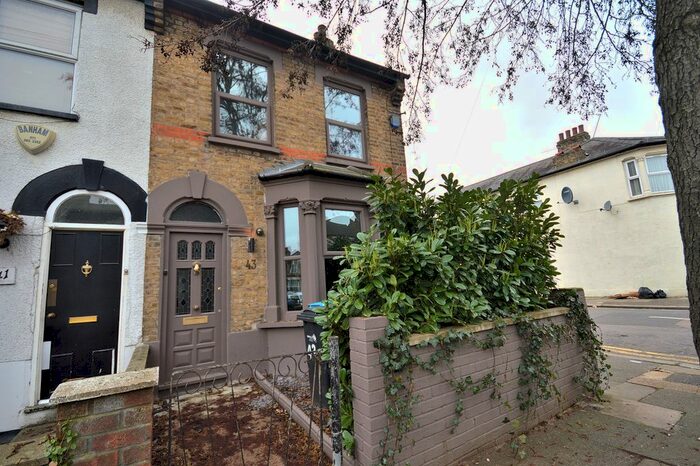 2 Bedroom End Of Terrace House To Rent In Cheddington Road, London, N18
