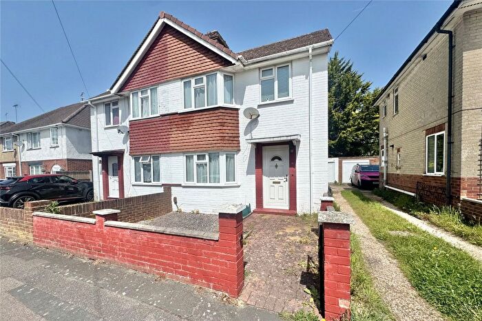 3 Bedroom Semi-Detached House For Sale In Queen Mary Avenue, Camberley, Surrey, GU15