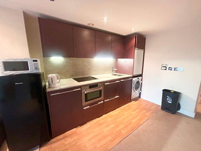2 Bedroom Property To Rent In The Litmus Building, Nottingham, NG1
