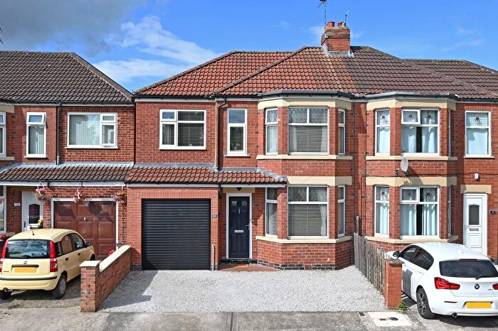 3 Bedroom Semi-Detached House To Rent In Ambleside Avenue, York, YO10