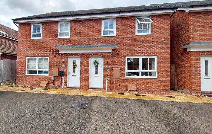 3 Bedroom Semi-Detached House For Sale In Stratford Place, Bourne, PE10