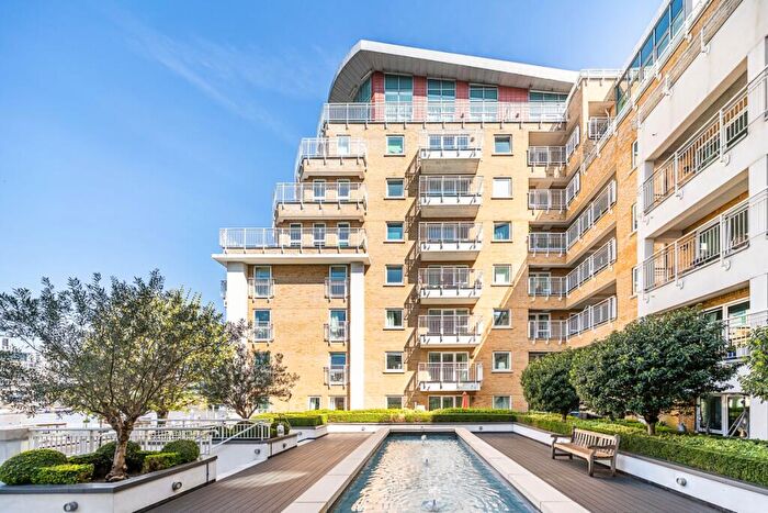 1 Bedroom Flat To Rent In Lombard Road London, SW11