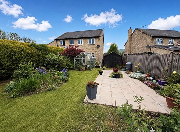2 Bedroom Semi-Detached House For Sale In Maes Yr Afon, Llanrhaeadr Ym Mochnant, Oswestry, SY10