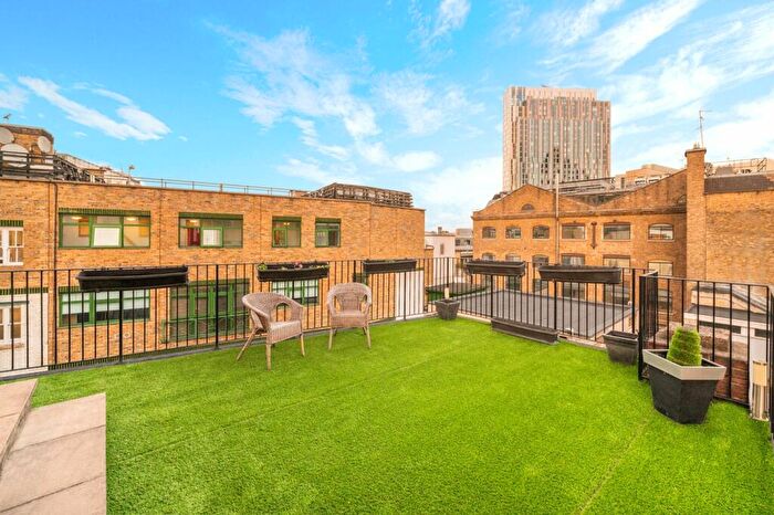 1 Bedroom Flat To Rent In Bishopsgate, City Of London, London, EC2M