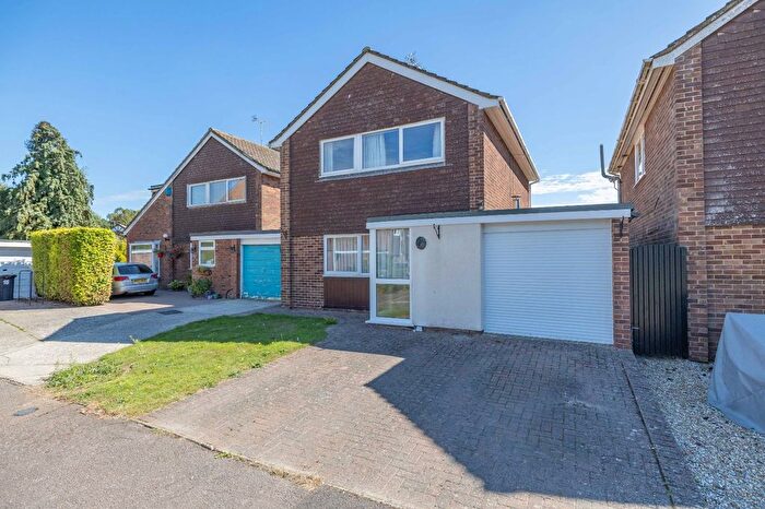 3 Bedroom Detached House For Sale In Kiln Close, Challock, Ashford, Kent, TN25