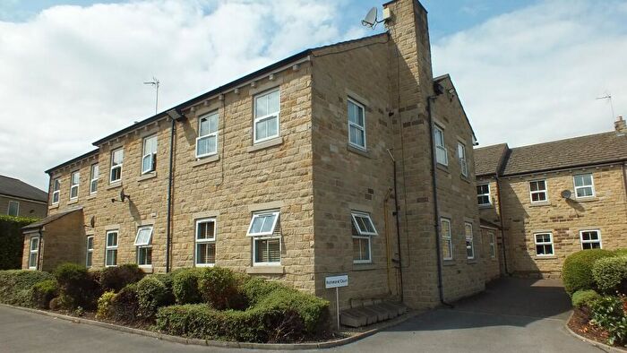 2 Bedroom Apartment To Rent In Richmond Court, Rodley Lane, Leeds, West Yorkshire, LS13