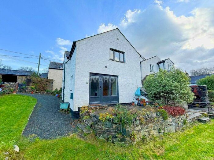 1 Bedroom Semi-Detached House To Rent In Mary Tavy, Tavistock, PL19