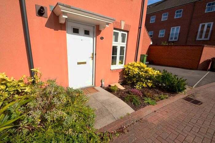 2 Bedroom End Of Terrace House To Rent In Goetre Fawr, Radyr, Cardiff., CF15