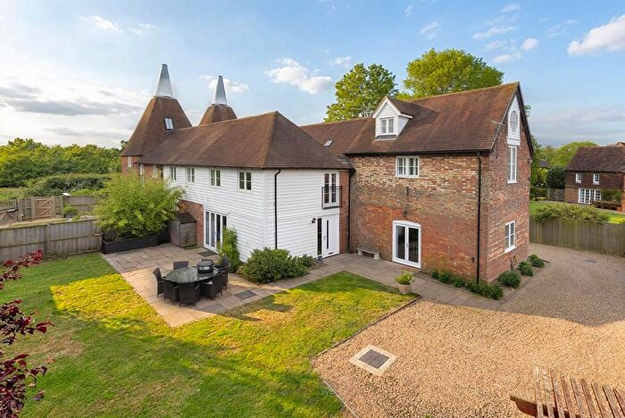 5 Bedroom Semi-Detached House For Sale In Maidstone Road, Hadlow, Tonbridge, TN11
