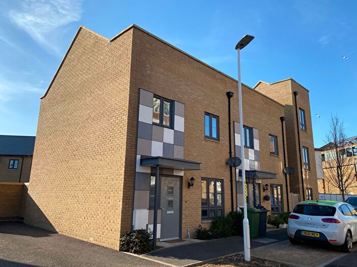 2 Bedroom Property To Rent In Kirtley Way, Newtown Works, Ashford, TN24