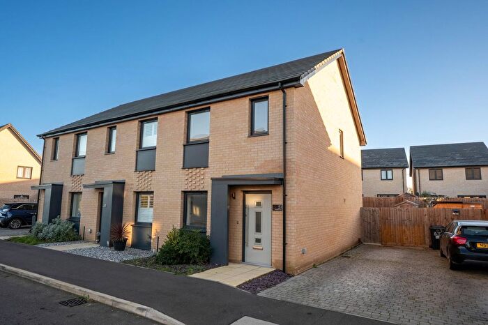 2 Bedroom Semi Detached House For Sale In Windmill Close, Over, CB24