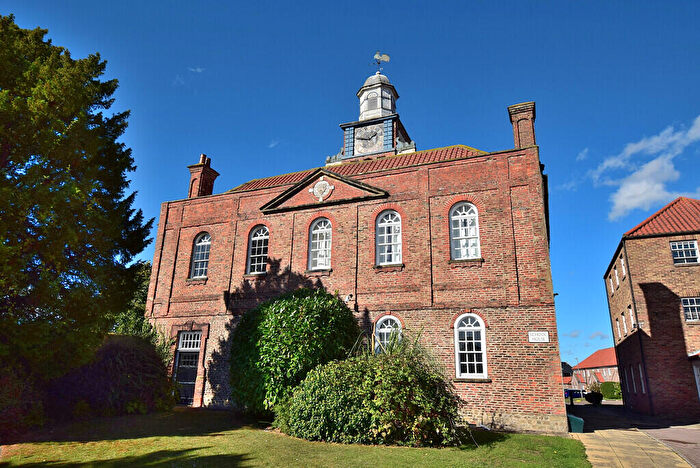 2 Bedroom Apartment For Sale In Grammar School Court, Scorton, DL10