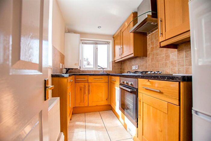 1 Bedroom Flat To Rent In Gillygate, York, YO31