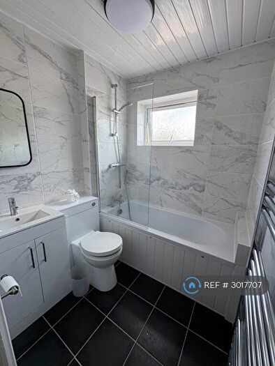 1 Bedroom Flat To Rent In Fownhope Close, Redditch, B98