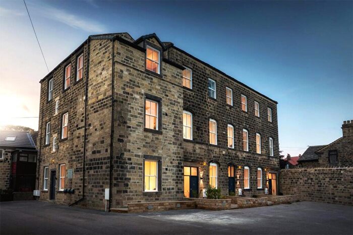 2 Bedroom Flat To Rent In The Granary, Low Green, Rawdon, Leeds, LS19