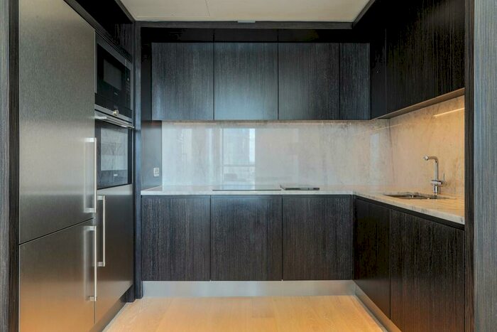 1 Bedroom Apartment To Rent In Charrington Tower, New Providence Wharf, London, E14